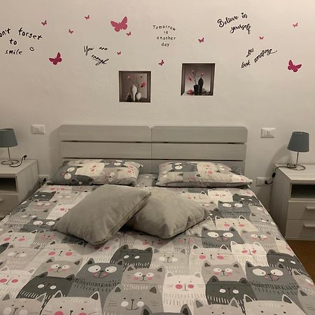 La Casa Di Ale-Appartamento Nuovissimo มิลาน ภายนอก รูปภาพ